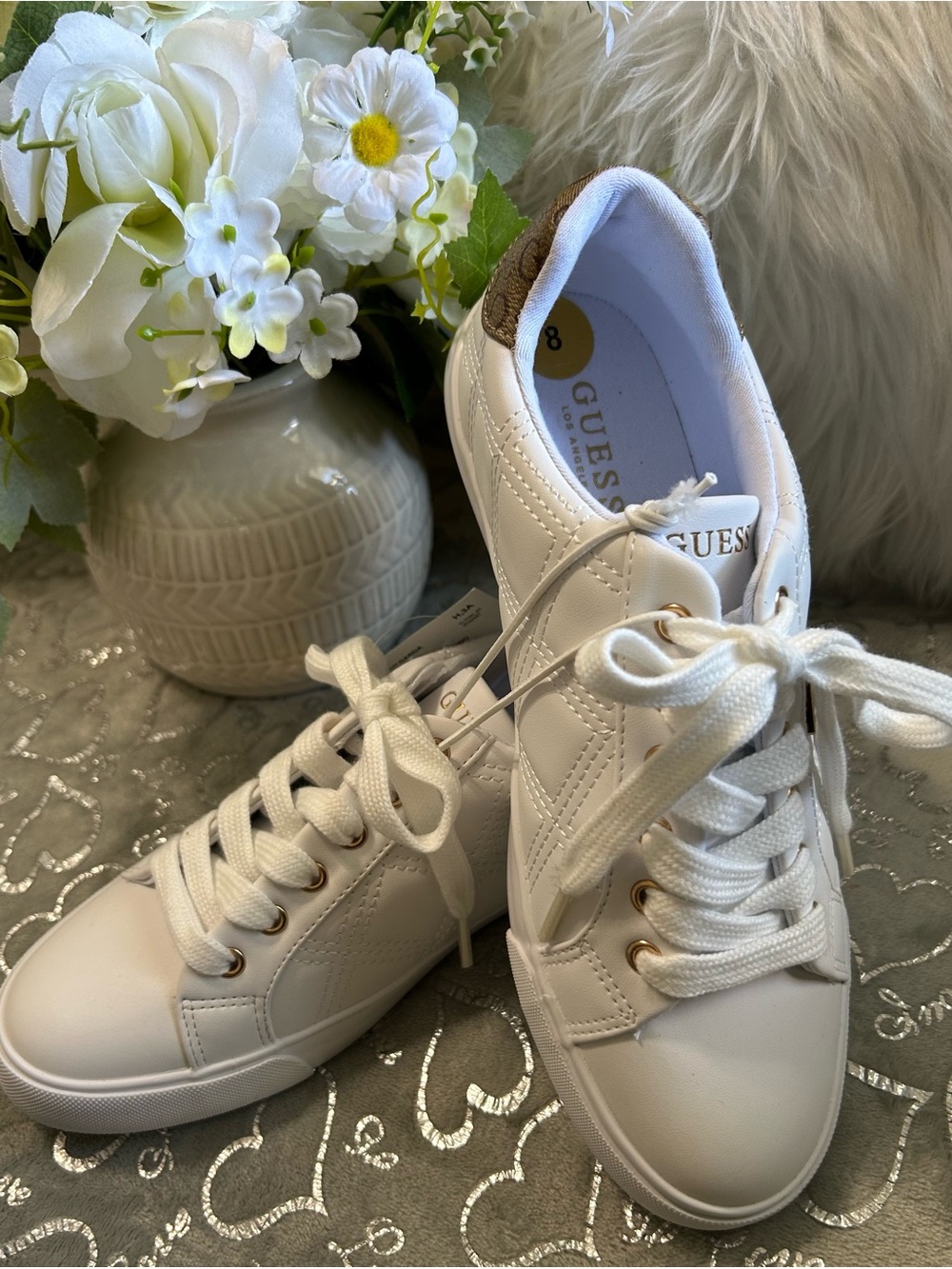 NWT GUESS, Size 8, White, Quilted Loven Lace-Up Platform Sneakers Gold Accents